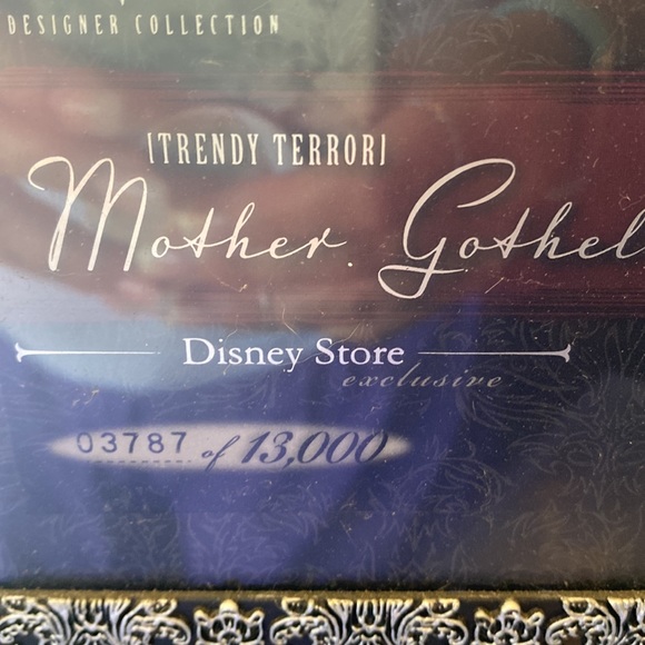 Disney Mother Gothel - Picture 3 of 3
